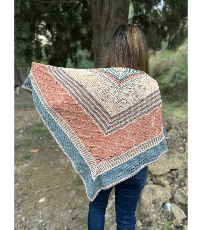 Simetria shawl